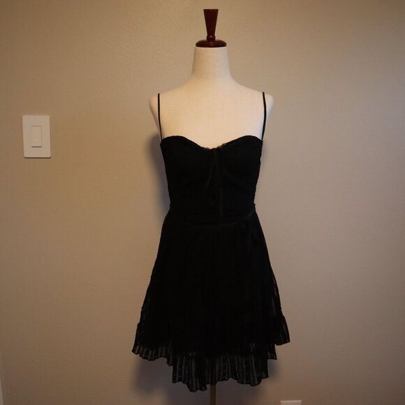 NWOT Cotton Candy LA Black Lace Mini Dress Size Small - Picture 1 of 6